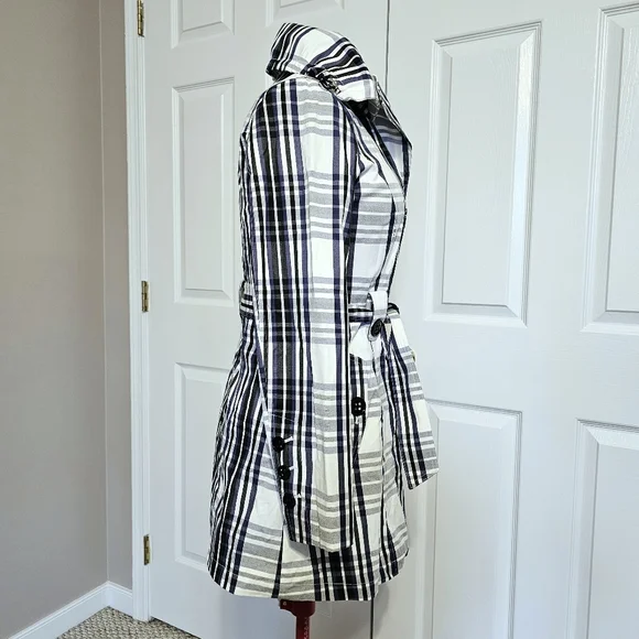 HP🎉 Laundry by Shelli Segal Plaid Trench Coat - Size M - Picture 5 of 16